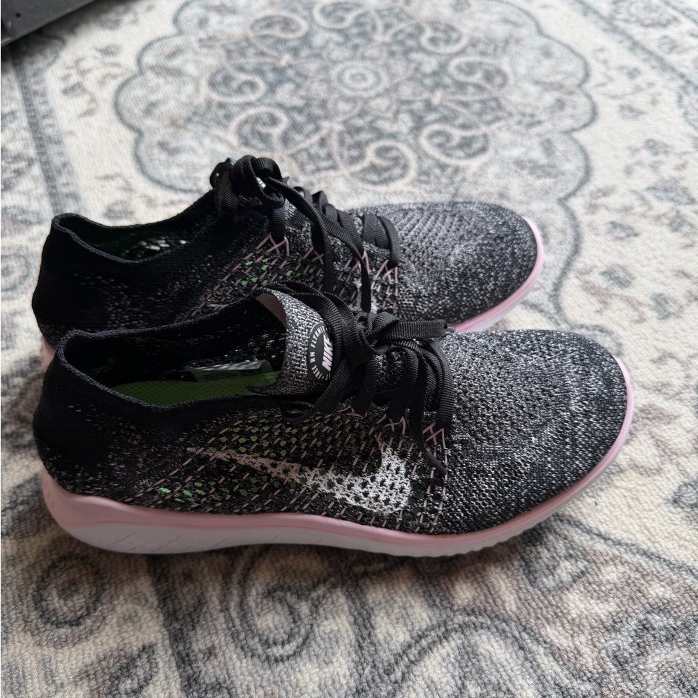 Nike Wmns Free RN Flyknit 2018 'Black Pink Foam' - size 8